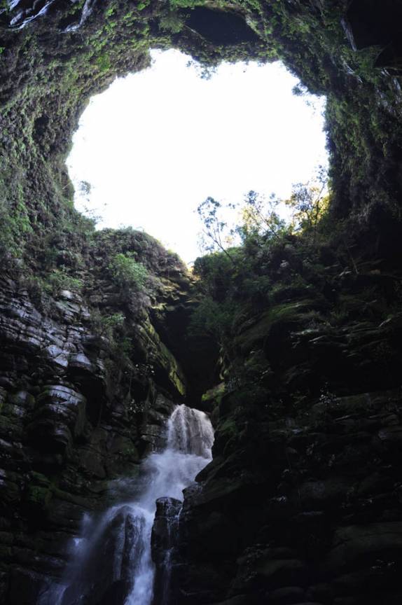 O famoso Buraco do Padre, próximo à Ponta Grossa - PR
